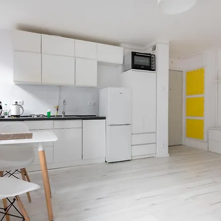 Rondo Onz Sunny By Bookinghost Варшава