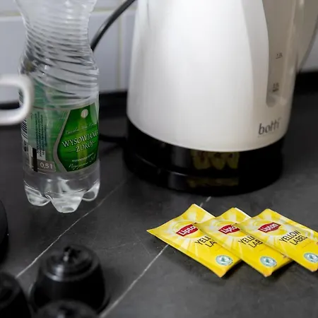 Rondo Onz Sunny By Bookinghost *