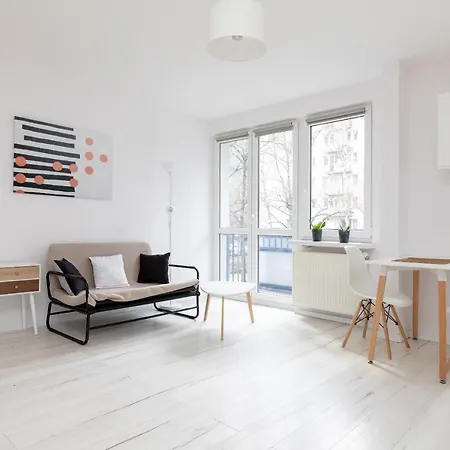 Rondo Onz Sunny By Bookinghost Warszawa