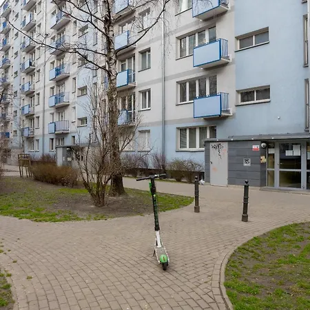 Rondo Onz Sunny By Bookinghost *