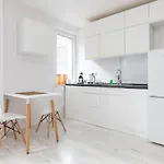 Appartamento Rondo Onz Sunny By Bookinghost Varsavia